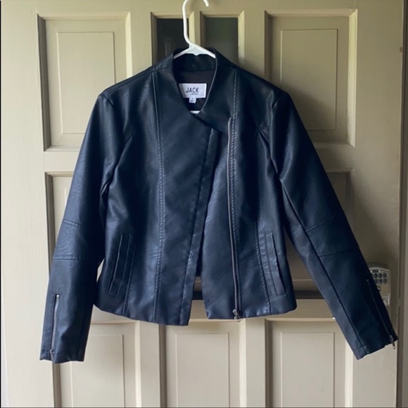 Black Leather Jacket NWT Small - Picture 3 of 9